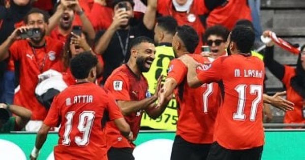 مصر ضد إيران هل يلحق الفراعنة والأفيال بركب عظماء أفريقيا في المونديال