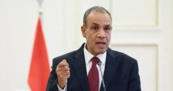 وزير الخارجية يبحث مع نظيره الع ماني خفض التصعيد ودعم التهدئة وزير الخارجية يبحث مع نظيره الع ماني خفض التصعيد ودعم التهدئة
