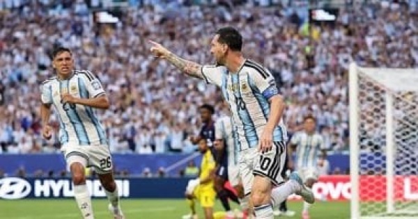 الأرجنتين تهزم كاب فيردي 3 2 وتصطدم بمصر في دور الـ16 بكأس العالم 2026 صور الأرجنتين تهزم كاب فيردي 3 2 وتصطدم بمصر في دور الـ16 بكأس العالم 2026 صور