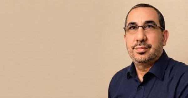 خالد دومة يكتب السقوط خالد دومة يكتب السقوط