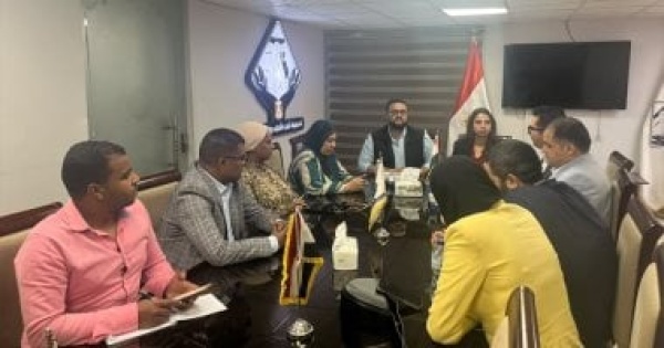 تنسيقية شباب الأحزاب والسياسيين تعقد ورشة عمل حول تطبيق قانون العمل الجديد تنسيقية شباب الأحزاب والسياسيين تعقد ورشة عمل حول تطبيق قانون العمل الجديد