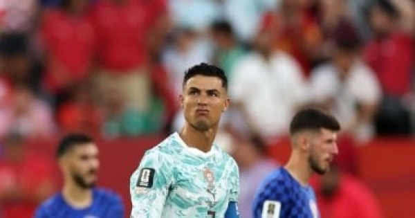 رونالدو بعد التأهل لدور الـ16 علينا تحمل التوتر للفوز بكأس العالم