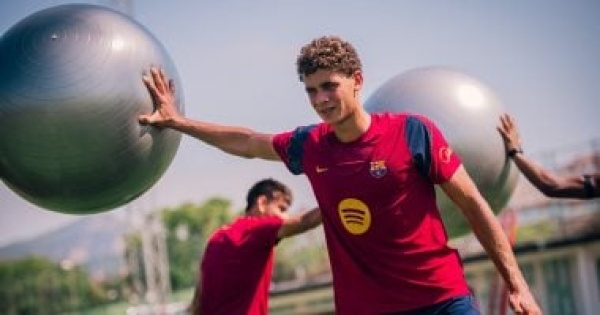 جميع صفقات ريال مدريد وبرشلونة قبل الموسم الجديد حمزة عبد الكريم فى الصورة جميع صفقات ريال مدريد وبرشلونة قبل الموسم الجديد حمزة عبد الكريم فى الصورة