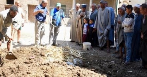 أسقفية الخدمات عضو التحالف الوطني تنفذ تدريب ا عملي ا لإنتاج السماد العضوي من المخلفات الزراعية أسقفية الخدمات عضو التحالف الوطني تنفذ تدريب ا عملي ا لإنتاج السماد العضوي من المخلفات الزراعية