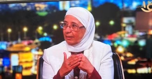 اتصال نادر العالم شريف مختار لـ من ماسبيرو مهمتنا فى الطب ليست جمع المال اتصال نادر العالم شريف مختار لـ من ماسبيرو مهمتنا فى الطب ليست جمع المال