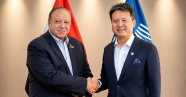 رئيس جهاز الملكية الفكرية يبحث مع مدير الويبو تعزيز التعاون فى التحول الرقمى رئيس جهاز الملكية الفكرية يبحث مع مدير الويبو تعزيز التعاون فى التحول الرقمى