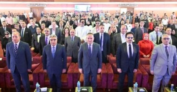 عبد العزيز قنصوة المهرجان القومى للمسرح منصة بارزة لاكتشاف ودعم المواهب عبد العزيز قنصوة المهرجان القومى للمسرح منصة بارزة لاكتشاف ودعم المواهب