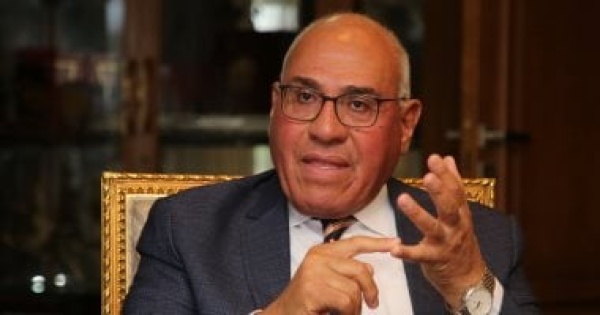 رئيس العربية للتصنيع تصنيع سيارة كهربائية مصرية حلم نسعى لتحقيقه