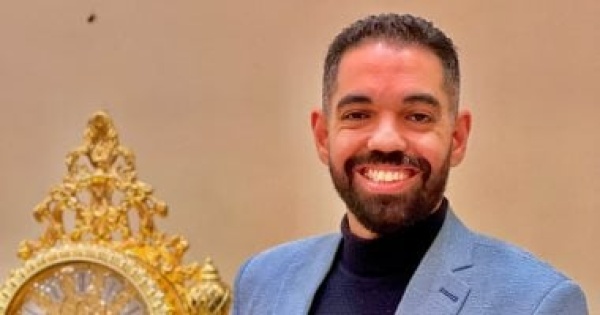 محمد زكى بعد فوزه بالتشجيعية تكريم عرض الآرتيست أهم من تكريمى الشخصى