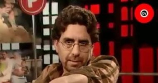 شباب الإخوان محمد ناصر فقد مصداقيته وإعلاميو الجماعة يبحثون عن مصالحهم شباب الإخوان محمد ناصر فقد مصداقيته وإعلاميو الجماعة يبحثون عن مصالحهم