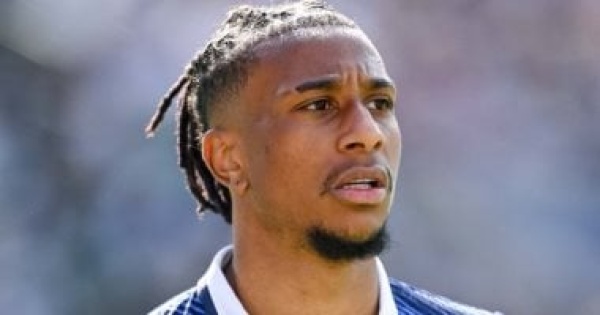 بايرن ميونخ يغلق الباب أمام رحيل أوليس إلى ريال مدريد بايرن ميونخ يغلق الباب أمام رحيل أوليس إلى ريال مدريد