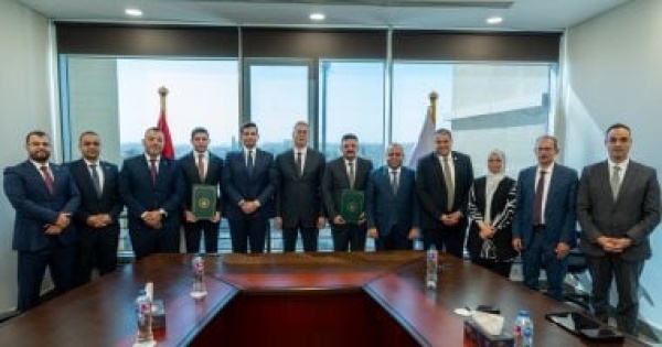 وزير البترول يشهد مذكرة تفاهم بين الثروة المعدنية وجينيسيس للتعاون بمشروع للفوسفات
