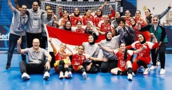 منتخب مصر يضرب موعدا مع الصين في ربع نهائي بطولة العالم لناشئات اليد منتخب مصر يضرب موعدا مع الصين في ربع نهائي بطولة العالم لناشئات اليد