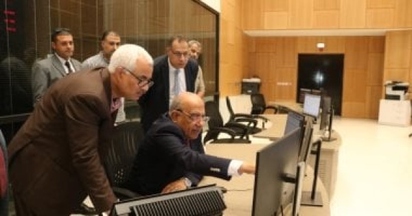 وزير الكهرباء يتابع سير العمل وخطة التشغيل لتأمين الشبكة واستمرارية التغذية الكهربائية وزير الكهرباء يتابع سير العمل وخطة التشغيل لتأمين الشبكة واستمرارية التغذية الكهربائية