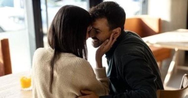 لماذا أصبحت نساء جيل z يفضلن المواعدة بعيدا عن معايير الوسامة دراسة تكشف