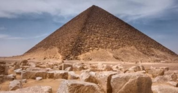 دراسة المصريون القدماء بنو سد ا ضخم ا بالقرب من الهرم الأحمر دراسة المصريون القدماء بنو سد ا ضخم ا بالقرب من الهرم الأحمر