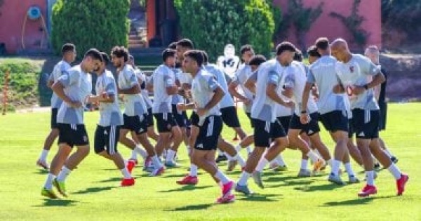 الأهلي ينهي مرانه استعداد ا لمواجهة بادالونا في معسكر إسبانيا الأهلي ينهي مرانه استعداد ا لمواجهة بادالونا في معسكر إسبانيا