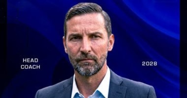 رسميا الهلال السوداني يتعاقد مع الألماني جوزيف زينباور لتدريب الفريق