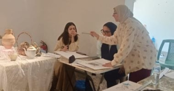 خطوط تحكى ورشة فنية بمركز محمود سعيد خطوط تحكى ورشة فنية بمركز محمود سعيد
