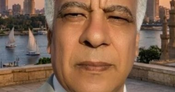 الشاعر المصرى عبد اللطيف مبارك يفوز بـ جائزة ناجى نعمان الأدبية لعام 2026 الشاعر المصرى عبد اللطيف مبارك يفوز بـ جائزة ناجى نعمان الأدبية لعام 2026