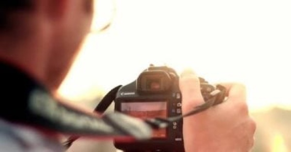 اليوم العالمى للتصوير الفوتوغرافى 6 صفات يتمتع بها عاشق الكاميرا