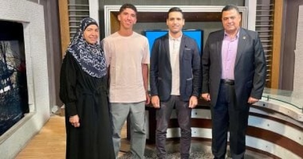 بعد حصده الميداليات في البطولة الإفريقية بطل القوس والسهم يهدي إنجازه لمنافسه المصاب بعد حصده الميداليات في البطولة الإفريقية بطل القوس والسهم يهدي إنجازه لمنافسه المصاب