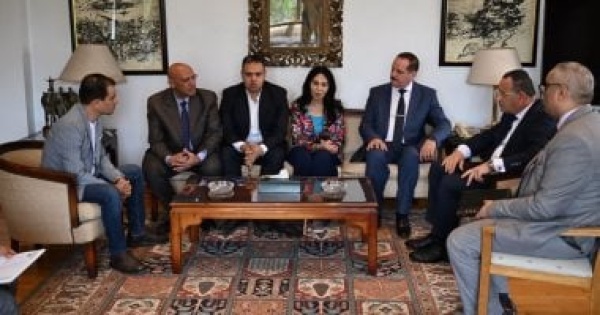 القائم بأعمال وزير الثقافة يجتمع بأعضاء لجنة الطفل بالأعلى للثقافة القائم بأعمال وزير الثقافة يجتمع بأعضاء لجنة الطفل بالأعلى للثقافة