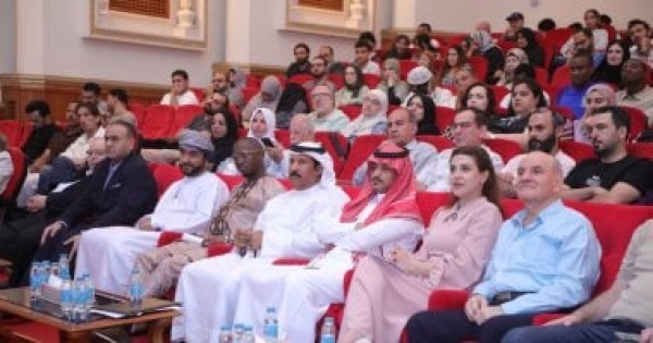 أمسية شعرية قصائد تتسم بالأصالة اللغوية والإبداع فى بيت الشعر أمسية شعرية قصائد تتسم بالأصالة اللغوية والإبداع فى بيت الشعر