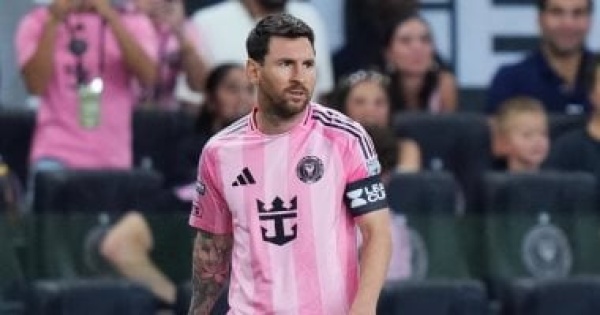 إنتر ميامى يودع كأس الدوريات فى أول ظهور لـ ميسى بعد وفاة والده فيديو