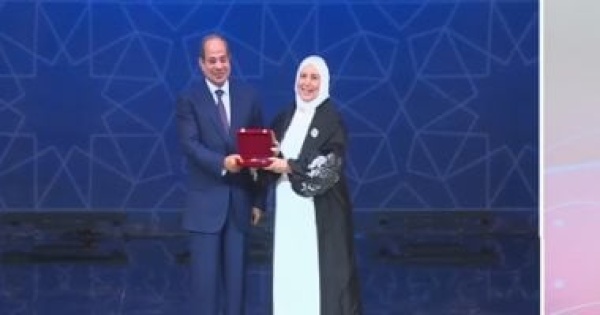 مروى ياسين وسام العلوم والفنون تتويج لجهود بناء الوعى المصرى مروى ياسين وسام العلوم والفنون تتويج لجهود بناء الوعى المصرى