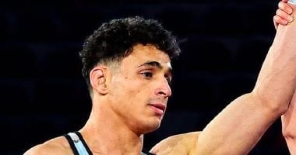 محمد حسن وفراج يضمنان أول ميداليتين لمصر فى دورة البحر المتوسط محمد حسن وفراج يضمنان أول ميداليتين لمصر فى دورة البحر المتوسط