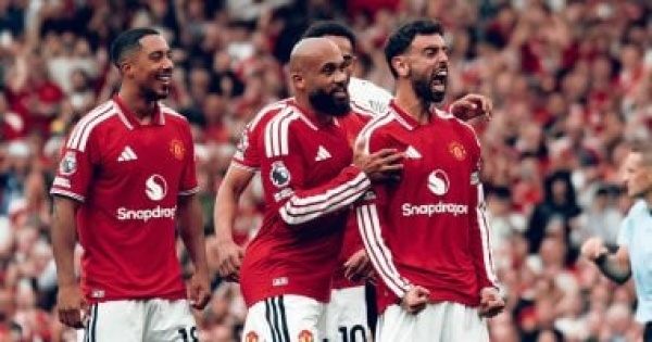 مانشستر يونايتد يرفع شعار لا بديل عن الفوز أمام صباح في دوري الأبطال مانشستر يونايتد يرفع شعار لا بديل عن الفوز أمام صباح في دوري الأبطال