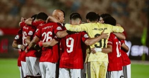 الأهلي يتفوق في القيمة التسويقية على المقاولون العرب قبل صدام الدوري