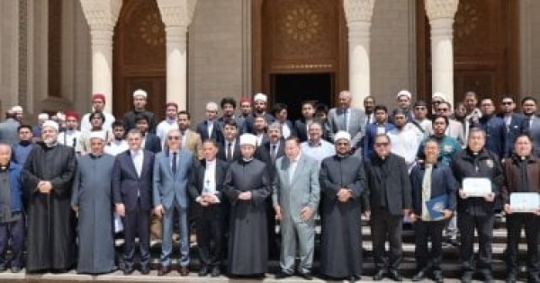 فى ختام البرنامج المصرى الفلبينى رئيس الاستعلامات مصر تقدم للعالم نموذجا فى التعايش فى ختام البرنامج المصرى الفلبينى رئيس الاستعلامات مصر تقدم للعالم نموذجا فى التعايش