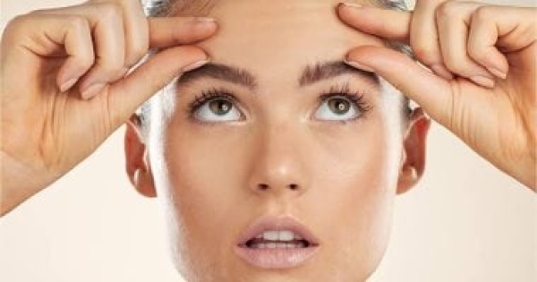 5 طرق طبيعية لشد البشرة ومكافحة التجاعيد انسي عيادات التجميل 5 طرق طبيعية لشد البشرة ومكافحة التجاعيد انسي عيادات التجميل