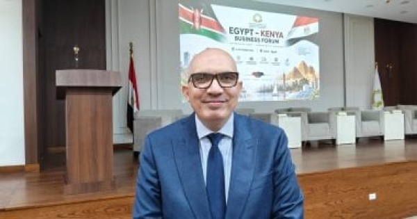 محمد أبو الفتوح السوق الأفريقية تستورد بنحو 680 مليار دولار وندرس إنشاء مركز لوجستى للصناعات النسيجية