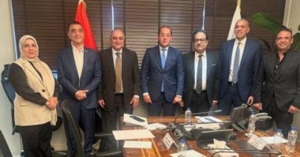 اتحاد الناشرين المصريين يناقش سبل دعم صناعة النشر مع وزير المالية اتحاد الناشرين المصريين يناقش سبل دعم صناعة النشر مع وزير المالية