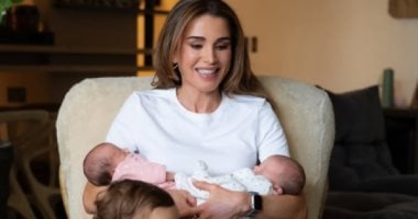 الملكة رانيا العبد الله تحتفل بعيد ميلادها مع حفيداتها صور عائلية دافئة الملكة رانيا العبد الله تحتفل بعيد ميلادها مع حفيداتها صور عائلية دافئة