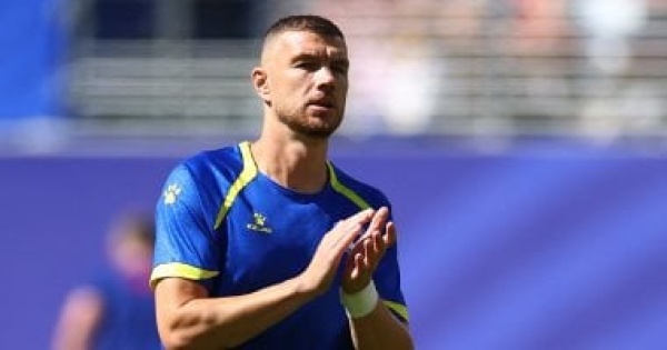 دجيكو يعلن اعتزاله اللعب الدولي مع منتخب البوسنة دجيكو يعلن اعتزاله اللعب الدولي مع منتخب البوسنة