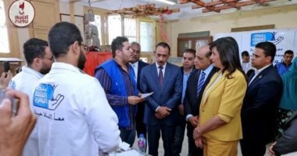 التحالف الوطنى يقدم خدمات ومساعدات لأكثر من 35 ألف مستفيد خلال قافلة إيد واحدة بسوهاج التحالف الوطنى يقدم خدمات ومساعدات لأكثر من 35 ألف مستفيد خلال قافلة إيد واحدة بسوهاج