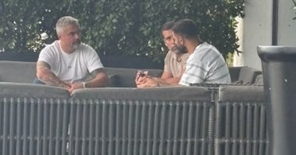 تفاصيل أول لقاء بين محمد صلاح ومدرب طرابزون سبور الجديد