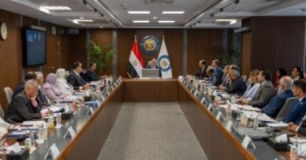 وزير البترول إضافة 330 مليون قدم3 غاز للإنتاج قبل نهاية العام