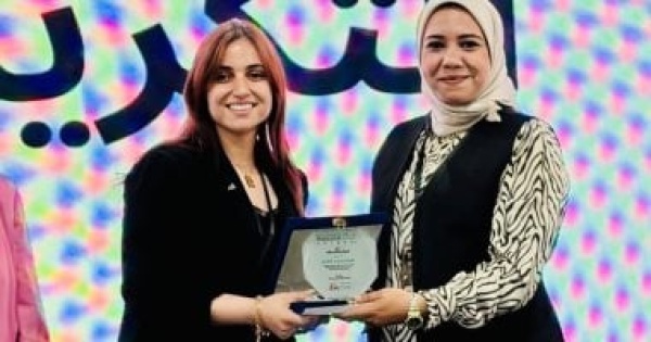 تكريم مؤسسة صناع الخير عضو التحالف الوطني بمؤتمر ومعرض مصر الدولي للصحة