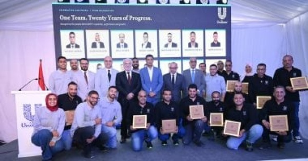 وزير الصناعة يشارك في افتتاح خط إنتاج جديد في أكتوبر
