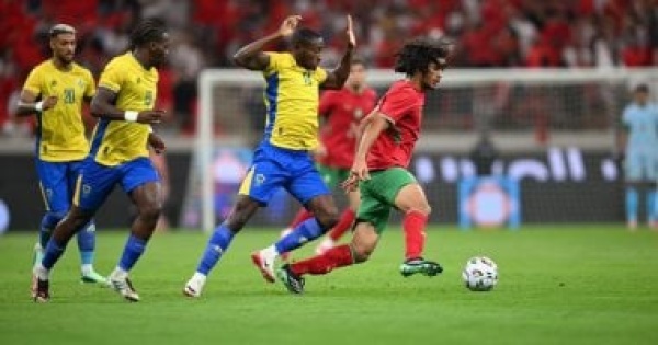 مزراوي ورحيمي يقودان المغرب لتجاوز الجابون في تصفيات أفريقيا فيديو