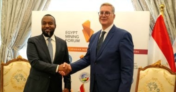 وزير البترول يبحث مع وزيري التعدين في كينيا وتنزانيا تعزيز التعاون وتوطين الصناعات