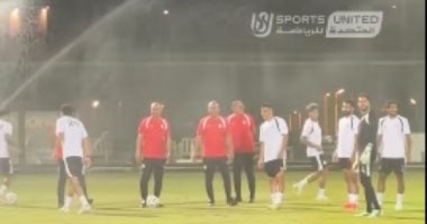 شاهد دش إجبارى لحسام حسن ولاعبى المنتخب قبل انطلاق المران