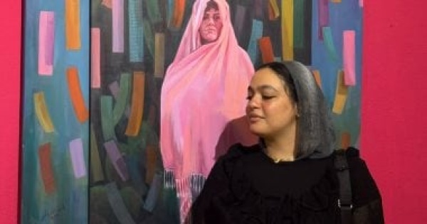 أمنية أشرف بعد حصولها على جائزة التصوير عملي يحول الأمنيات إلى مصير أمنية أشرف بعد حصولها على جائزة التصوير عملي يحول الأمنيات إلى مصير