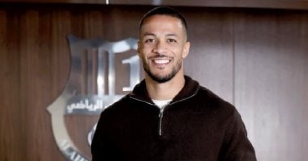 قائد منتخب نيجيريا يعتنق الإسلام في قطر فيديو قائد منتخب نيجيريا يعتنق الإسلام في قطر فيديو