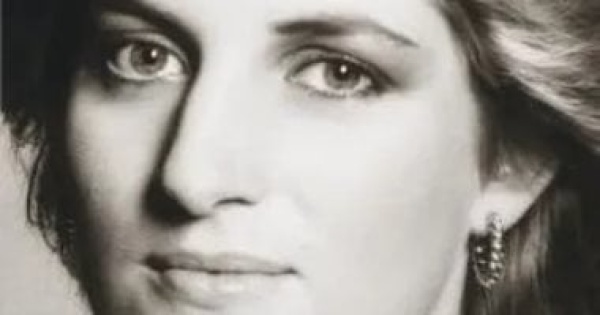 الأعلى مبيعا كتاب أغنية البجعة لتشارلز سبنسر يروي حياة ديانا وذكرياته معها الأعلى مبيعا كتاب أغنية البجعة لتشارلز سبنسر يروي حياة ديانا وذكرياته معها